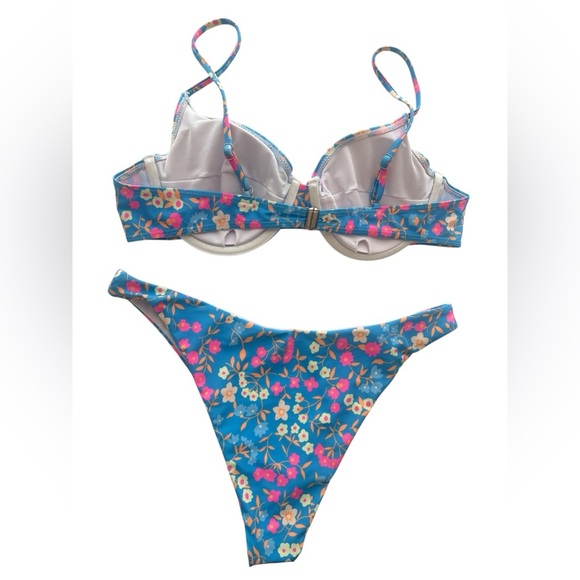 SHEIN Blue and Pink Bikini Set with Floral Design - Picture 2 of 3